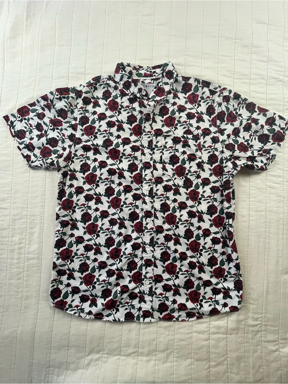 Empyre White Cotton Short-Sleeve Button-Up Shirt with Red Rose Print Medium